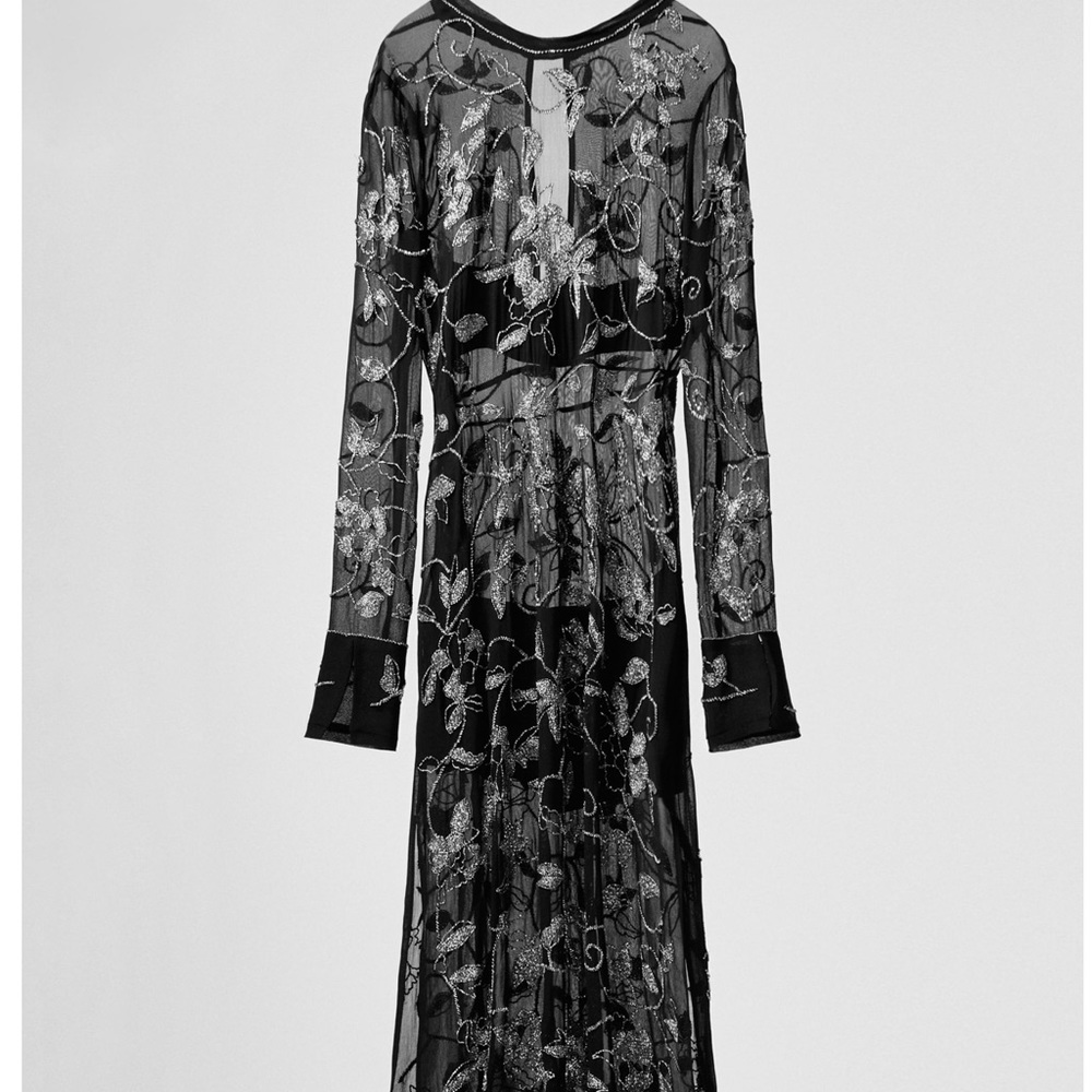 EMBROIDERED DRESS LIMITED EDITION